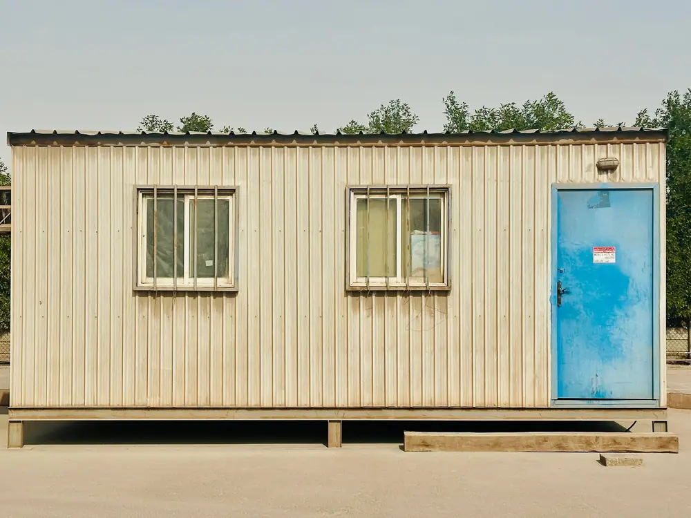 Site portacabin on a Saudi yard
